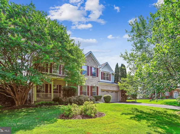 221 Lake View Way NW, Leesburg, VA 20176