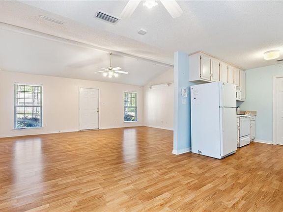 5th image of 123 Iberville Dr