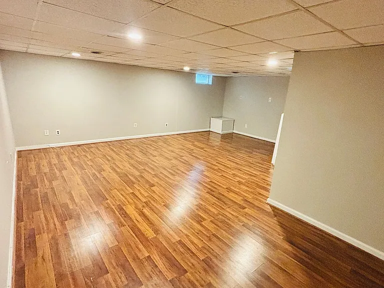 2427 Linksman Ln — Photo 29