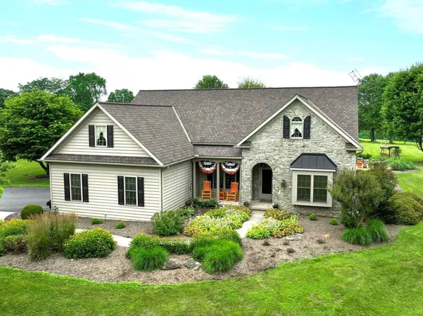 292 Sleepy Hollow Rd, Nottingham, PA 19362