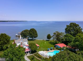 1360 E West Shady Side Rd, Shady Side, MD 20764