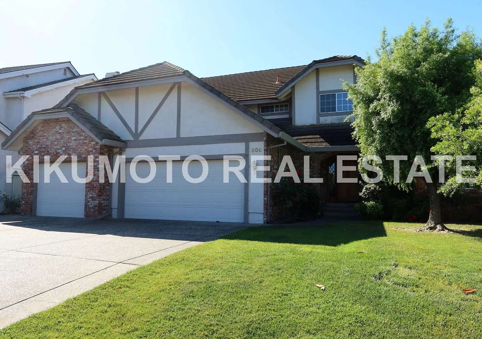 Riverlake 4 bedroom, 3 bath, 3 car home — Photo 1