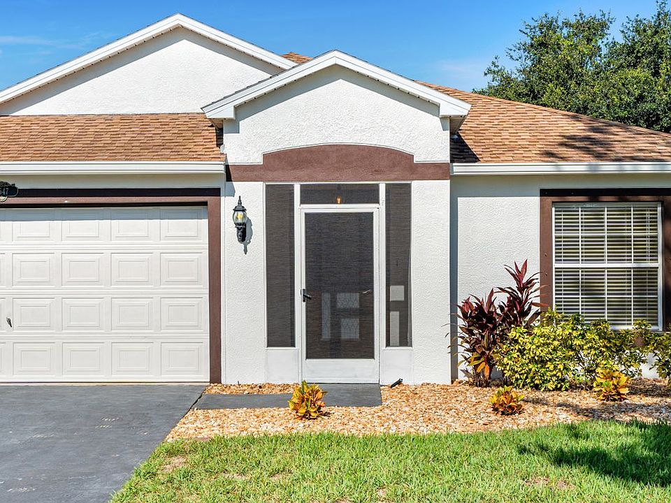 1st image of 2547 Deercroft Dr