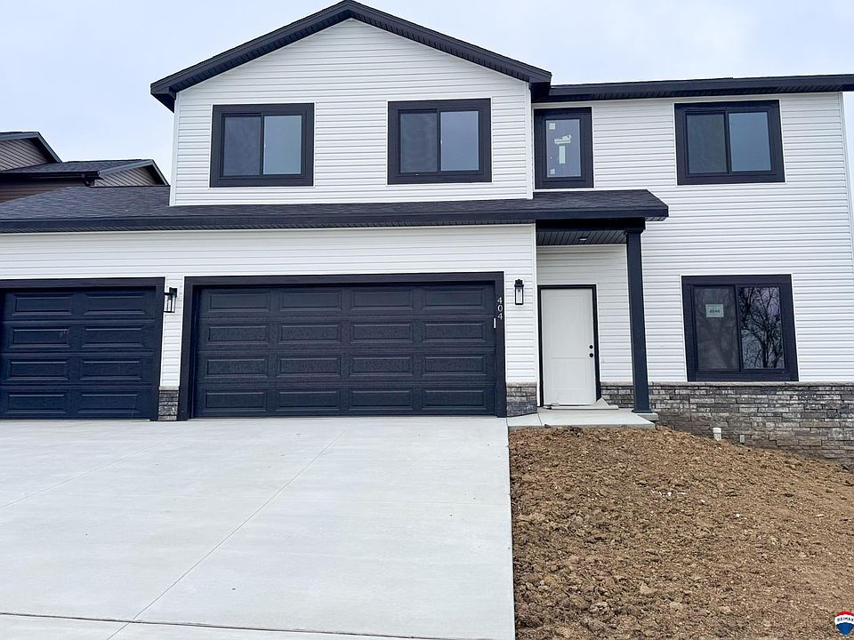 1st image of 4044 Woodside Village Ct