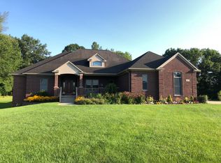 2457 Meadow Ct, Leonard, MI 48367