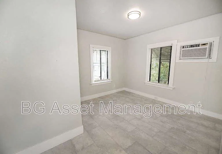 2803 Sabral Cir #A — Photo 7