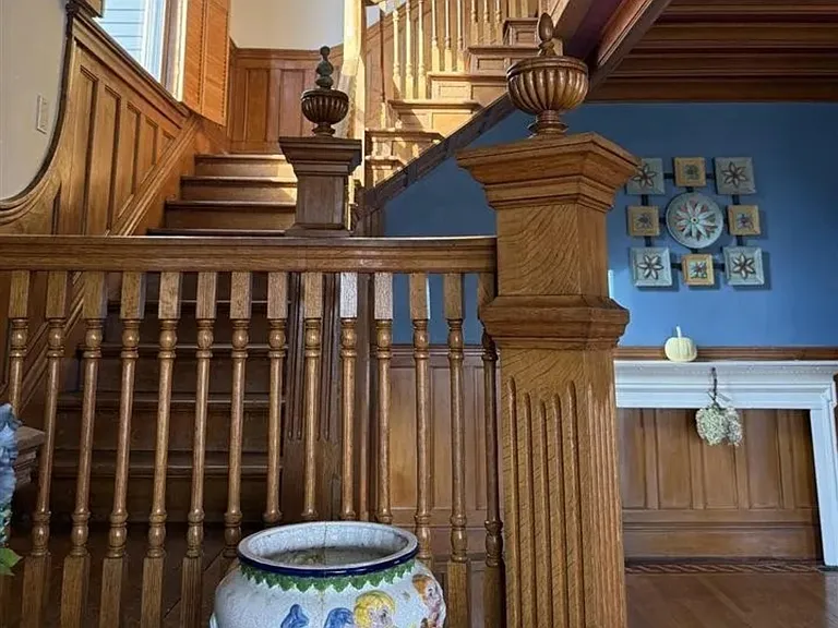 206 W Washington St — Photo 4
