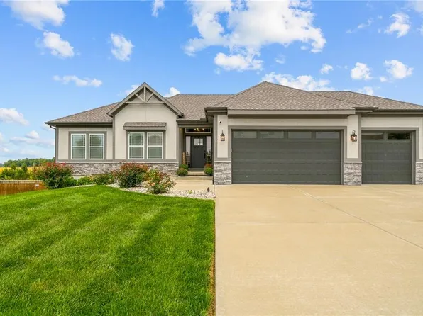 27827 E 133rd St, Lees Summit, MO 64086