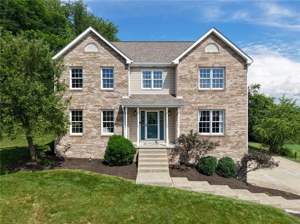 815 Graywyck Dr, Seven Fields, PA 16046