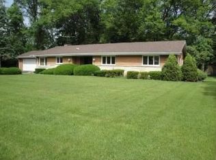 601 Burton Dr, Lake Forest, IL 60045