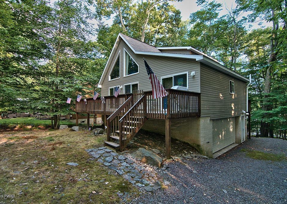 1st image of 1073 Wallenpaupack Dr