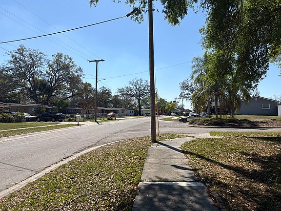 4th image of 10916 N 19th St