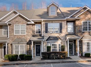 656 Friendway Rd, Greensboro, NC 27410