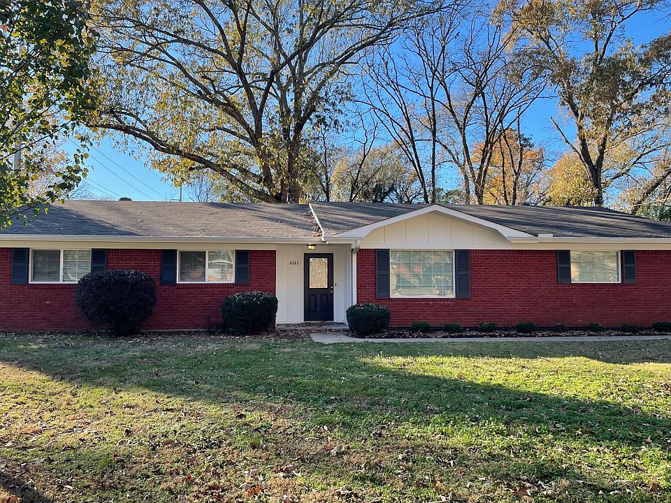 1st image of 601 Tullie Dr