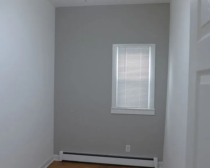 7401 W Addison St — Photo 8