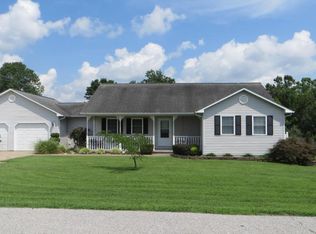 12244 Roseman Ct, Carterville, IL 62918