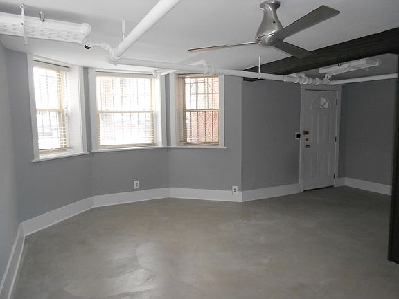 3rd image of 5924 N Magnolia Ave APT G