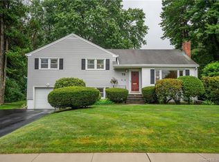 75 Hilldale Rd, West Hartford, CT 06117