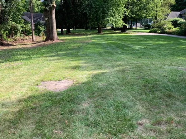 2815 W Glenlord Rd #2815, Stevensville, MI 49127
