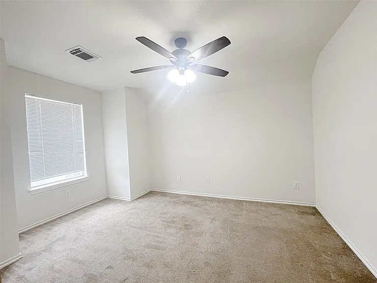 3426 Auburn Hollow Ln — Photo 17