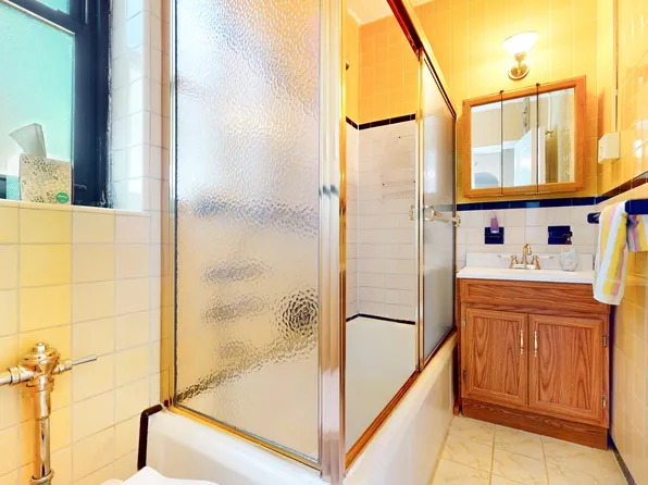 251 Seaman Avenue 6A image 5 of 5