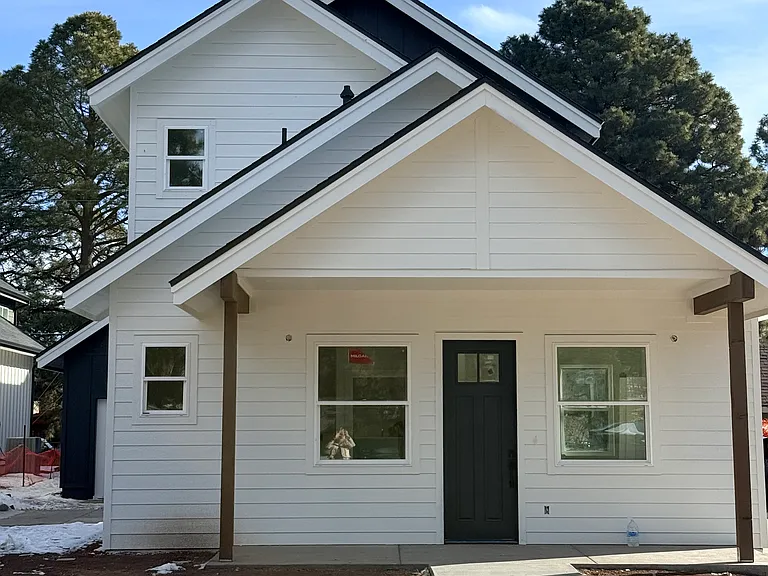 2616 N West St — Photo 1