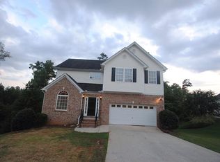 571 Dunagan Forest Ln, Lawrenceville, GA 30045