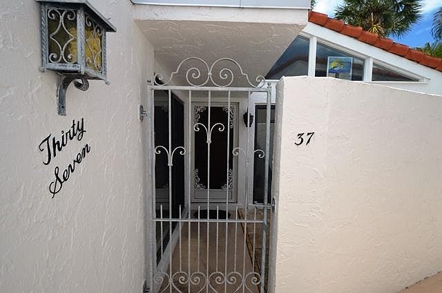 1st image of 1585 Tarpon Center Dr APT 37