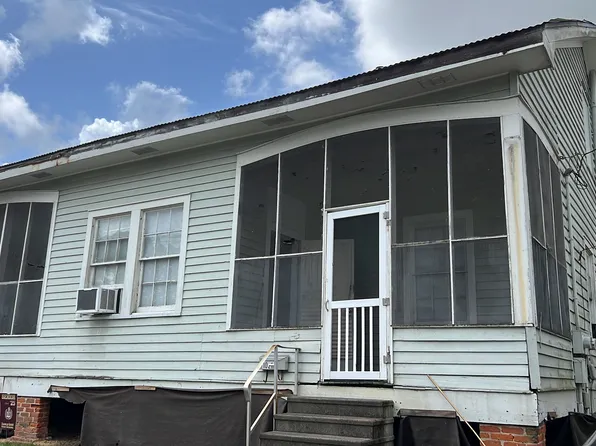 102 Banner Dr, Franklin, LA 70538