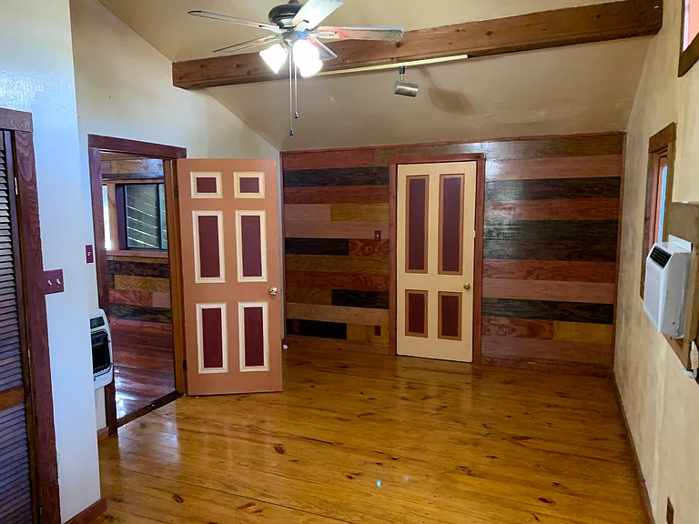 139 Meadows Ln — Photo 32