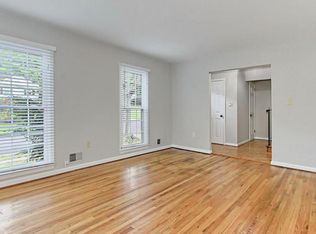 6829 Stoneybrooke Ln, Alexandria, VA 22306