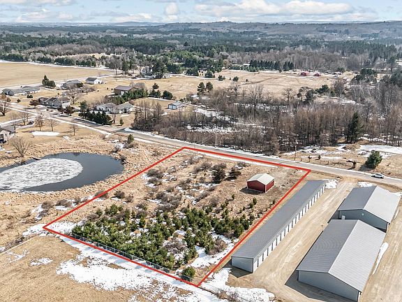 4th image of E2030 Polly Rd