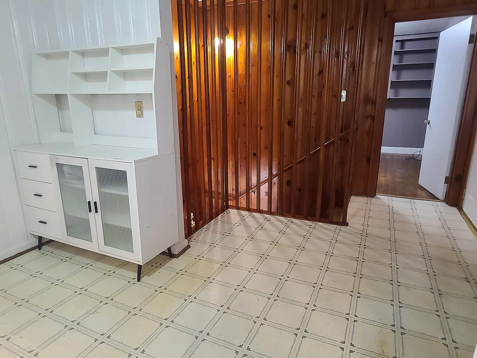4 bed, 2.5 bath, 2227 sqft, $1,950 — Photo 4