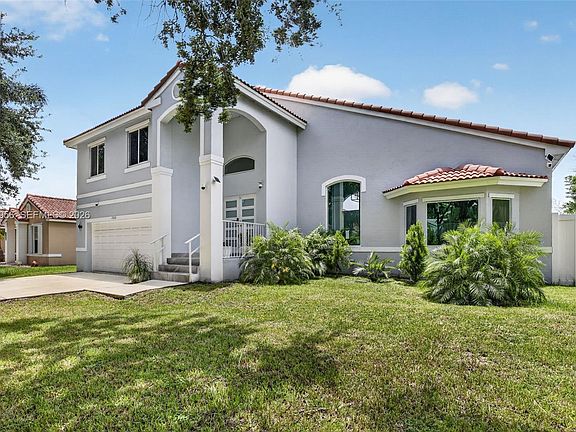 3rd image of 13020 SW 17th Ct