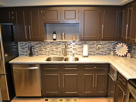 3rd image of 2209 9th St APT 404
