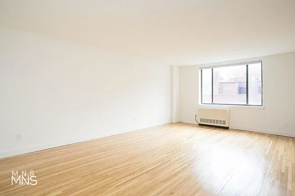 Rented by MNS | media 1