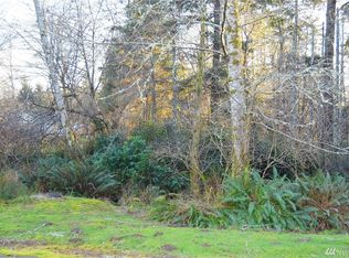 215 Werner Ct SE, Ocean Shores, WA 98569