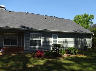 812 Ravins Way, Stockbridge, GA 30281