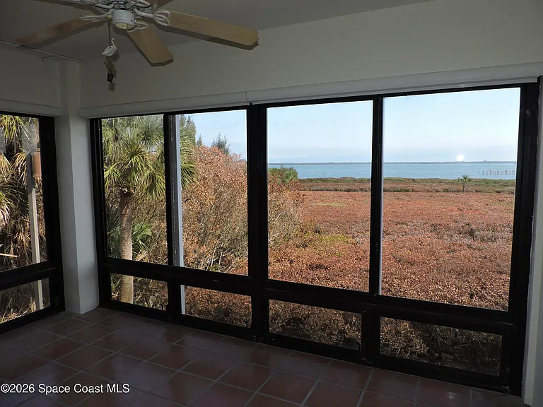 6240 Mirror Lake Dr #201 — Photo 7