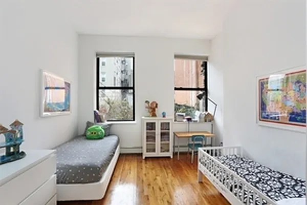 Rented by Park Property Advisors | media 11