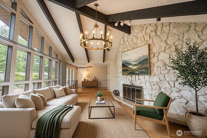 5th image of 100 Sunland Drive