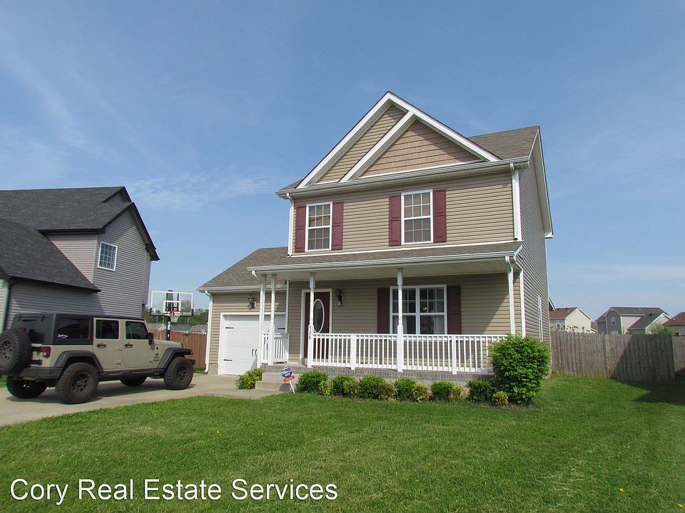1st image of 528 Falkland Cir