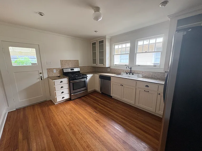 3975 Capital Heights Ave — Photo 9