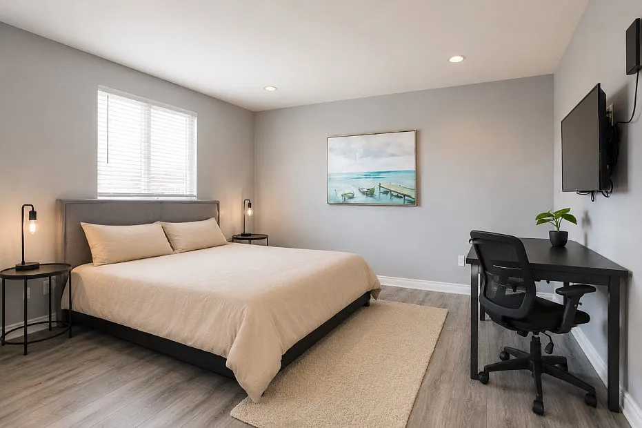 3 bed, 1200 sqft, $3,795 — Photo 4