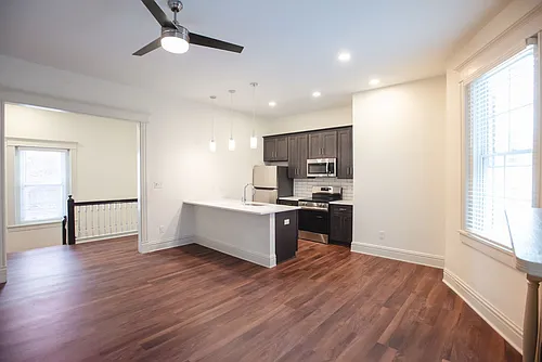1211 Porter St Photo 1