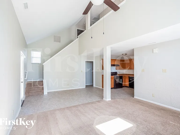 12158 E 141st St — Photo 5