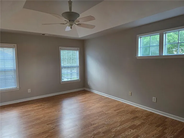 1374 Dukes Creek Dr NW — Photo 5