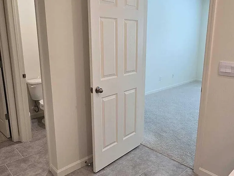 528 Seafoam Cir — Photo 13