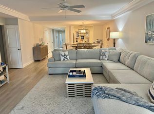 1901 Bay Rd APT 202, Vero Beach, FL 32963