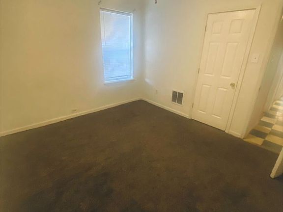 5th image of 5035 Chippewa St